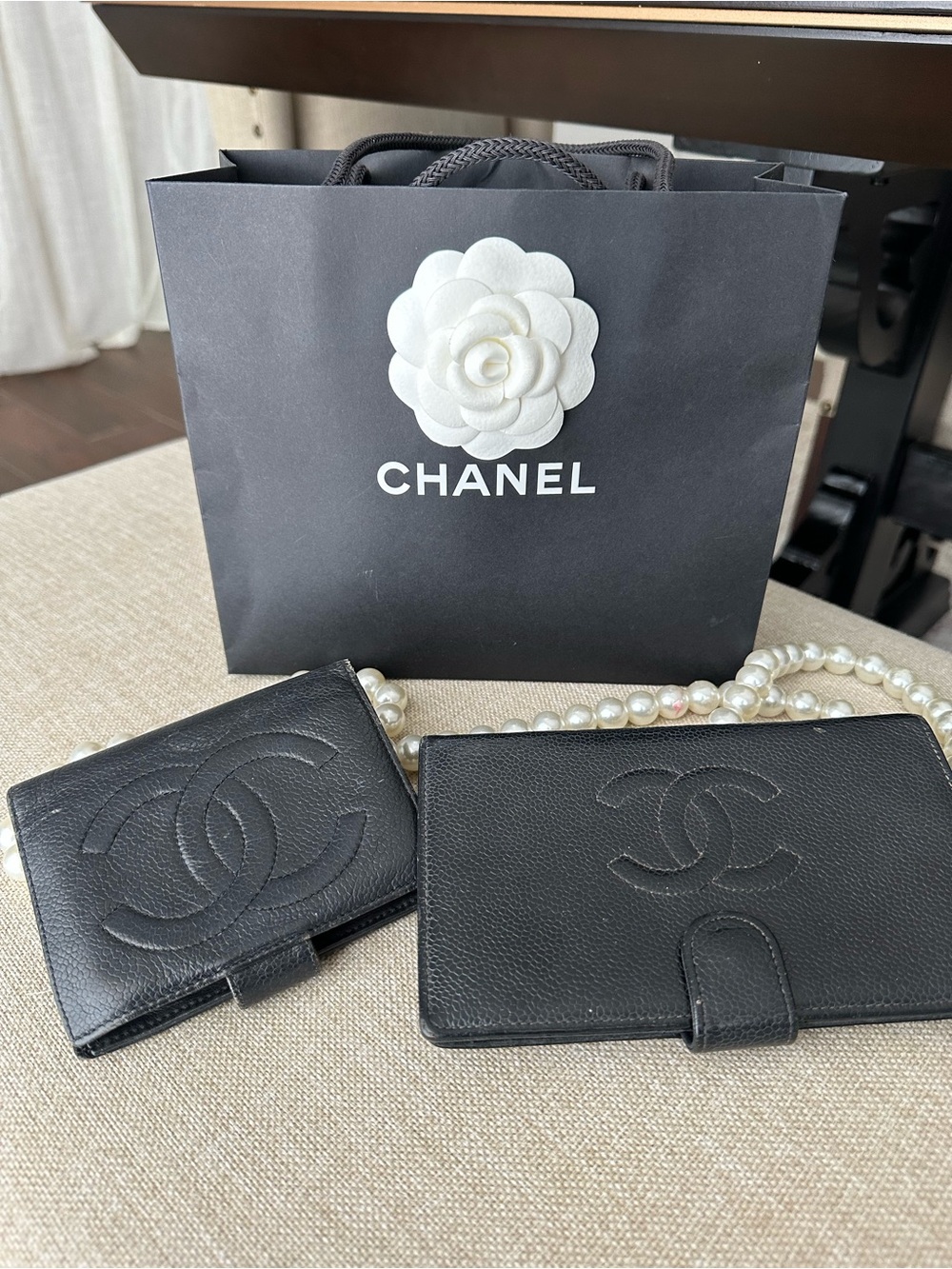 CHANEL Black Quilted CC Pebbled Leather Wallets Duo